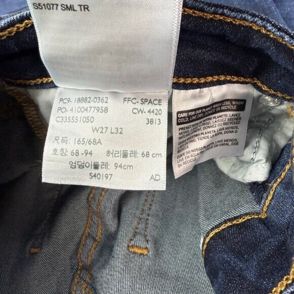 Levi's 721 High Rise Skinny Fit Jeans In Bogota Feels Women's Size 27 x 32 - Picture 8 of 8